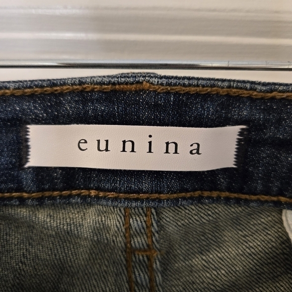 Eunina Jeans Women's Lauren Mid Rise Skinny Distressed Jeans Size 5 - Picture 3 of 12